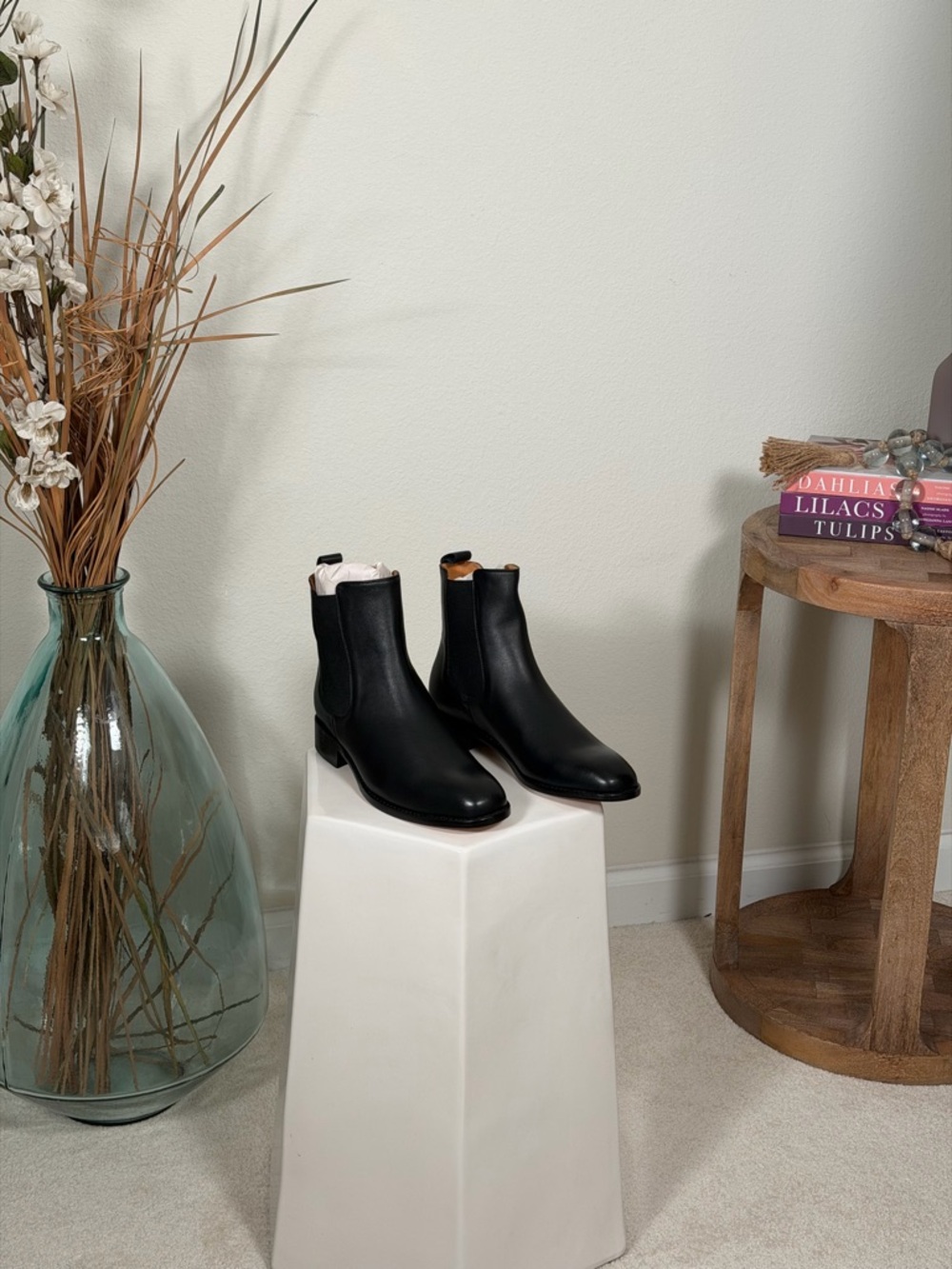 Beckett Simonon Black Women's Maeve Chelsea Booties - Picture 3 of 16